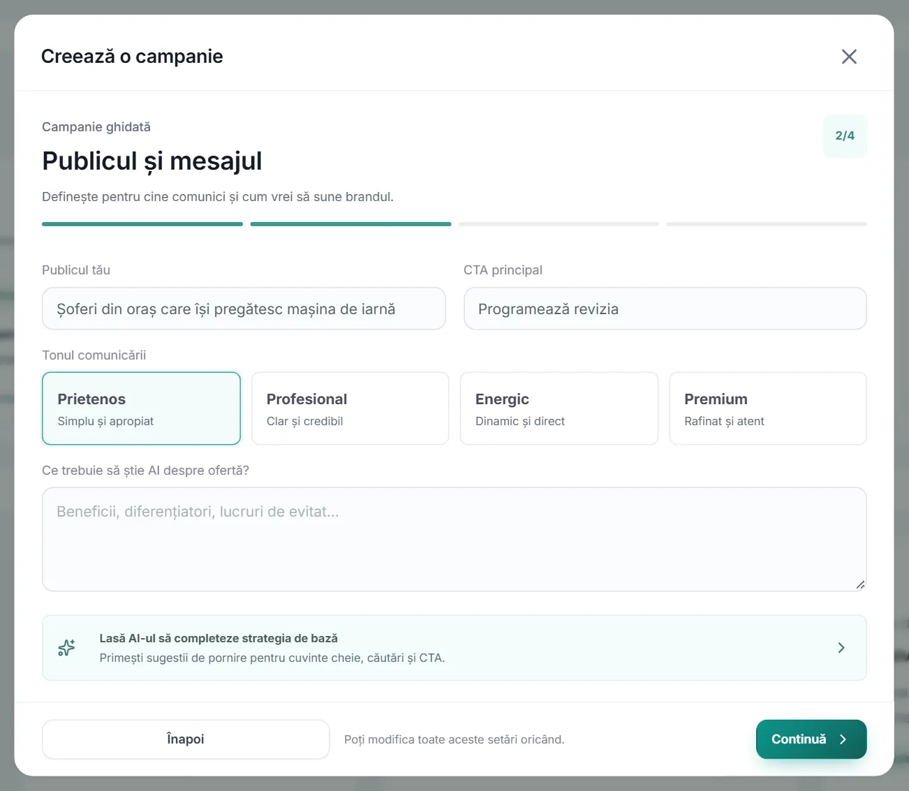 Pasul 2 din 4, Publicul și mesajul: câmpurile pentru public și CTA, patru tonuri de comunicare și caseta cu ce trebuie să știe AI despre ofertă.